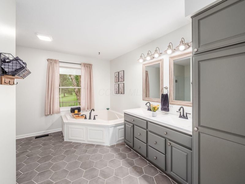 8690 Watkins Road, Marysville, OH 43040 Photo 23