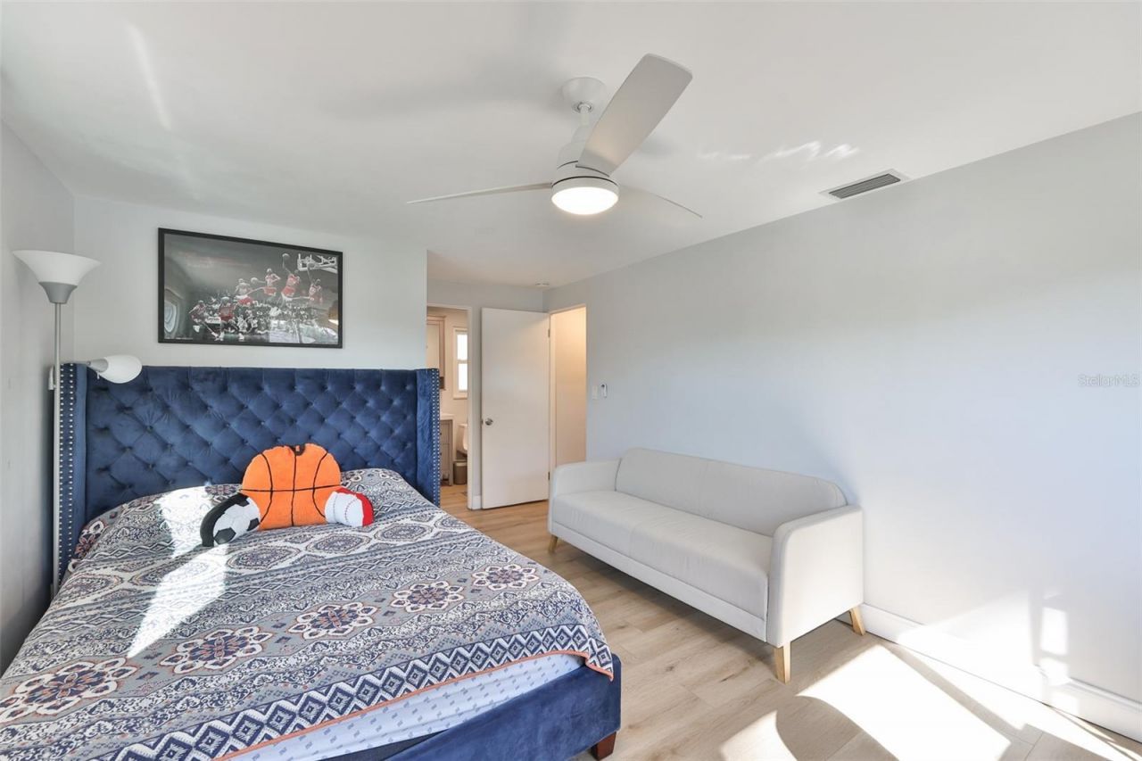 1279 86th Avenue N, Saint Petersburg, FL 33702 Photo