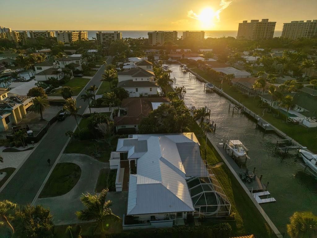 561 Birdie Lane, Longboat Key, FL 34228 Photo