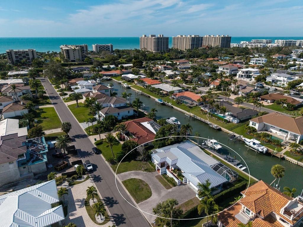 561 Birdie Lane, Longboat Key, FL 34228 Photo