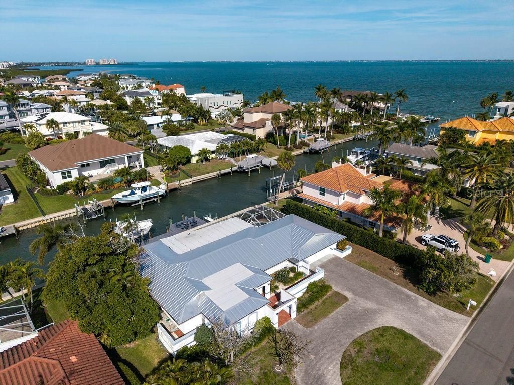 561 Birdie Lane, Longboat Key, FL 34228 Photo