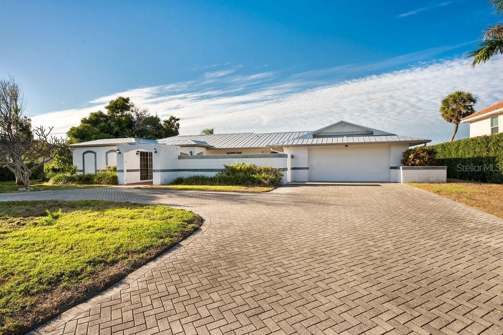 561 Birdie Lane, Longboat Key, FL 34228 Photo