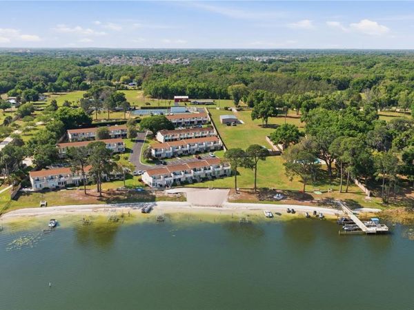 11001 SE SUNSET HARBOR ROAD, Unit H49, SUMMERFIELD, FL 34491