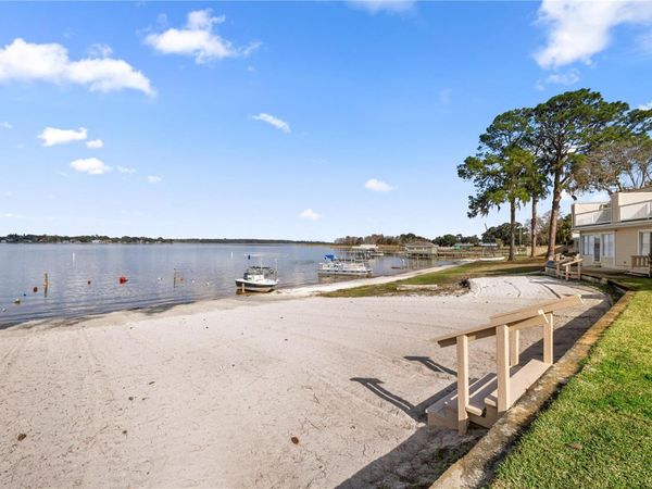 11001 SE SUNSET HARBOR ROAD, Unit H49, SUMMERFIELD, FL 34491