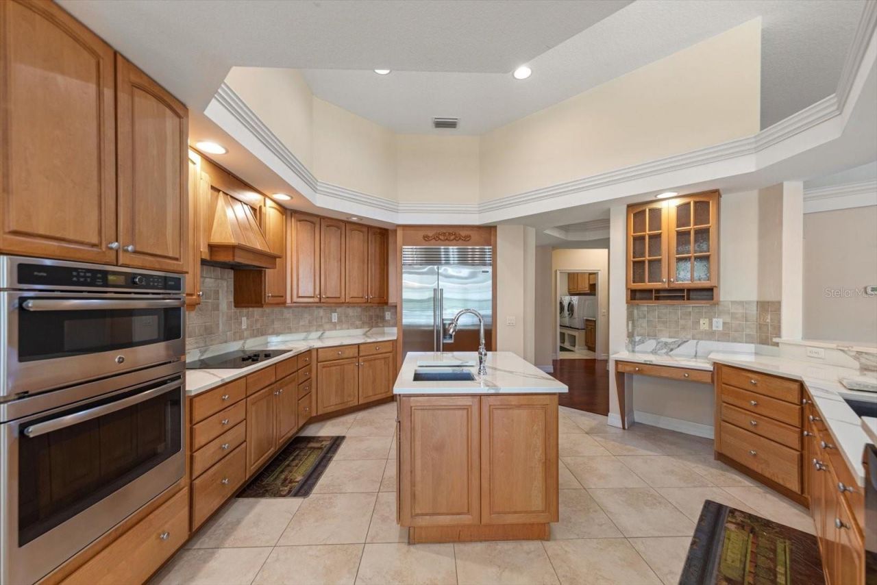 280 Belleview Boulevard, Belleair, FL 33756 Photo