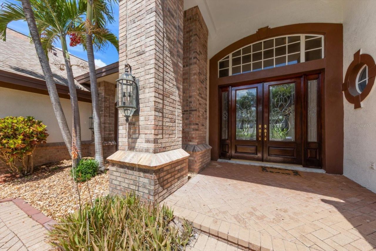 280 Belleview Boulevard, Belleair, FL 33756 Photo