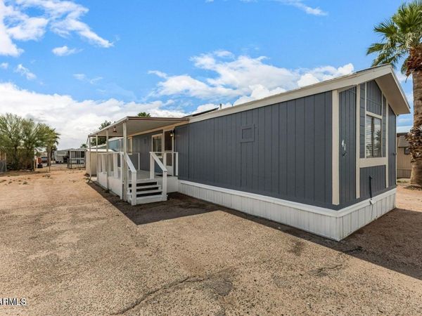 1770 N VALLEY Drive, Unit 41, Apache Junction, AZ 85120