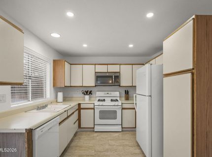 3055 S Cottage Drive, Sparks, NV 89434 Photo