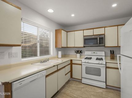 3055 S Cottage Drive, Sparks, NV 89434 Photo