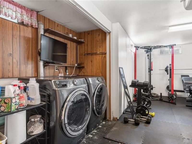 709 Park Drive, Middletown, OH 45044 Photo 26