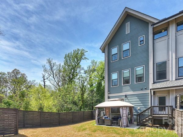 1500 Hawthorne Lane, Unit A, Charlotte, NC 28205