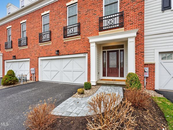 38 Cambridge Way, Unit N/A, Latham, NY 12110