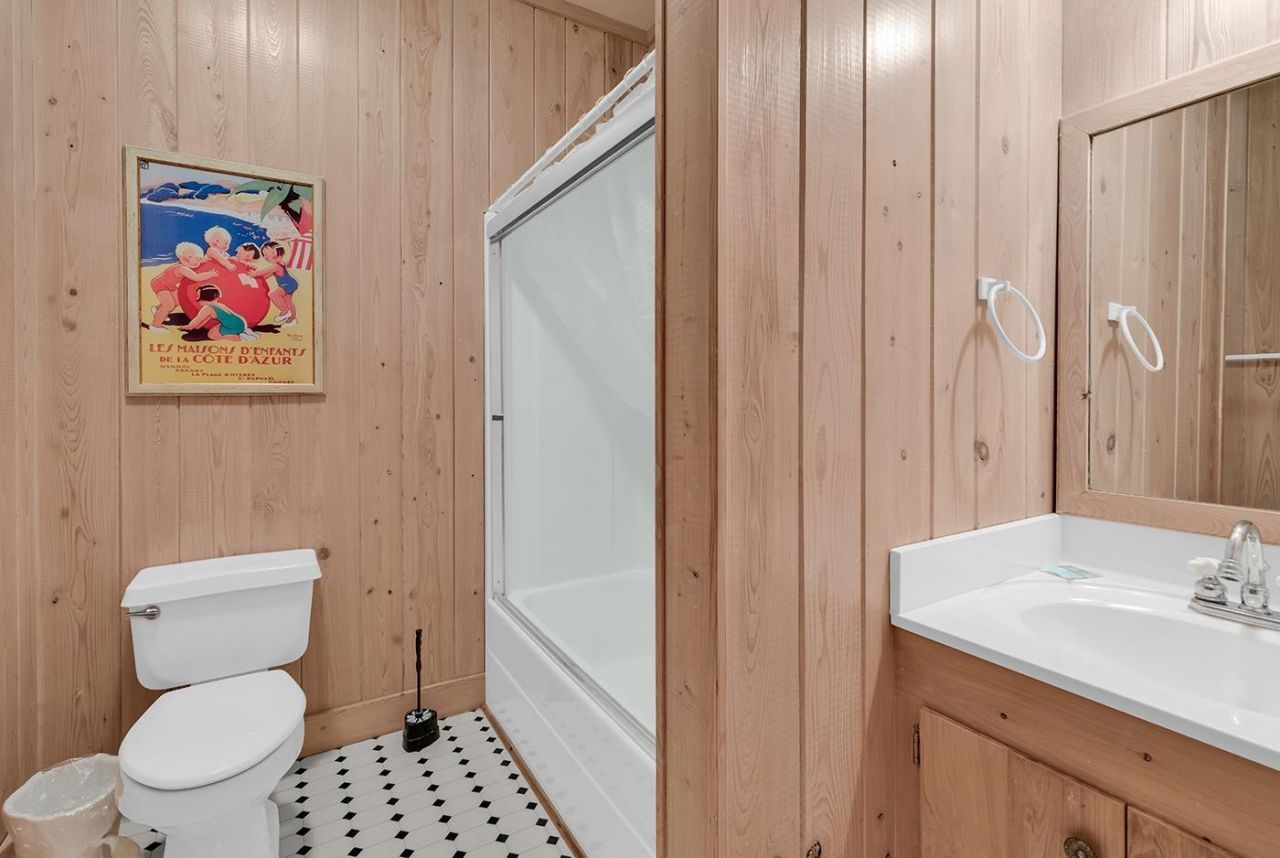 290 B Atlantic Ave.  Photo 19