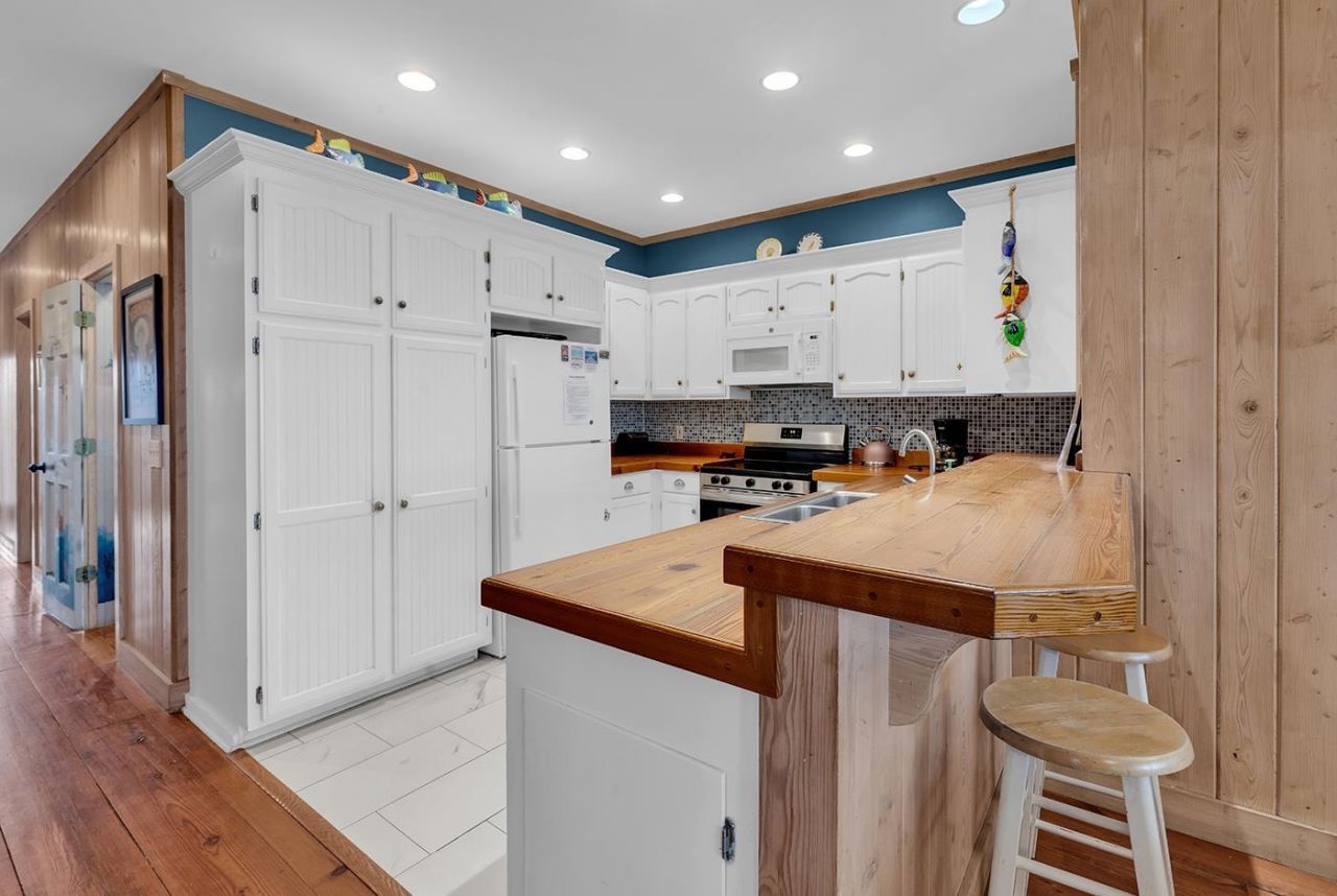 290 B Atlantic Ave.  Photo 7