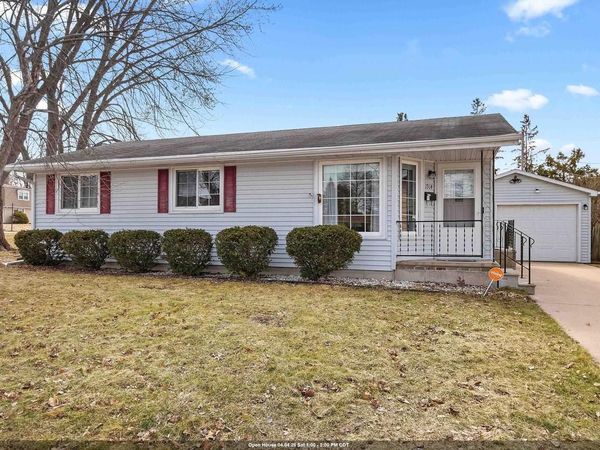 1914 LILAC LANE, Green Bay, WI 54302