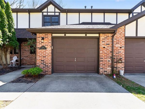 2334 Big Rock Rd, Allison Park, PA 15147