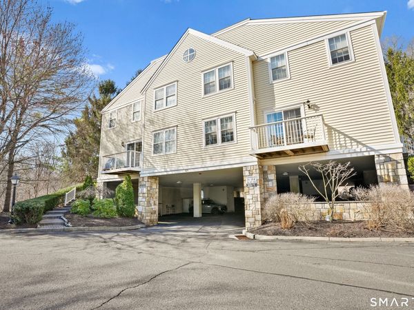 629 Danbury, Unit 43, Ridgefield, CT 06877