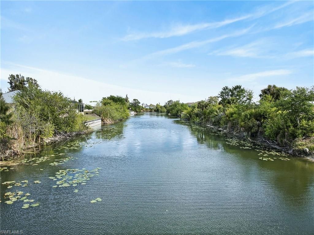 1614 NE 6th Ave, Cape Coral, FL 33909 Photo