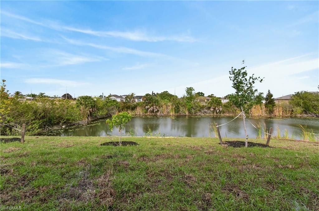 1614 NE 6th Ave, Cape Coral, FL 33909 Photo