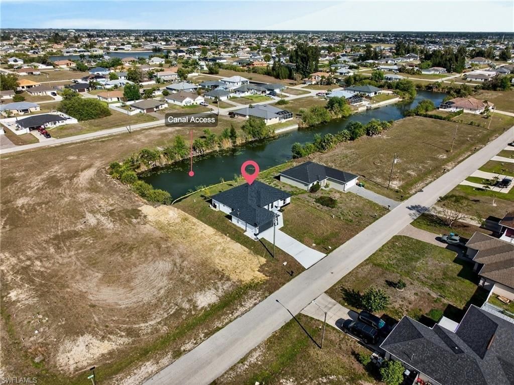 1614 NE 6th Ave, Cape Coral, FL 33909 Photo