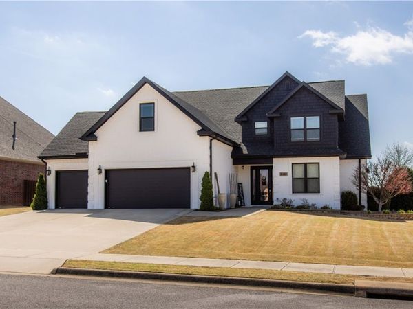 8339 La Casa Avenue , Springdale, AR 72762