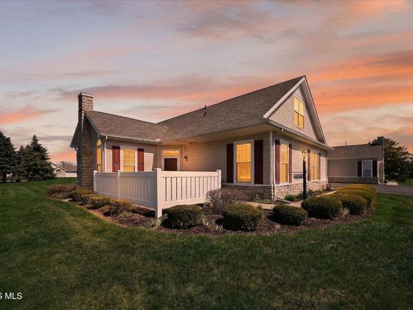 6036 Quarry's Edge Lane, Sylvania, OH 43560