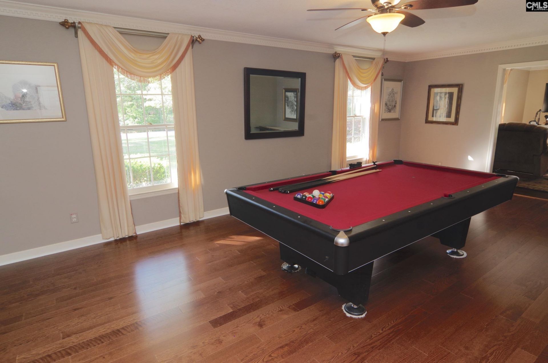 725 Southlake Road Photo 12