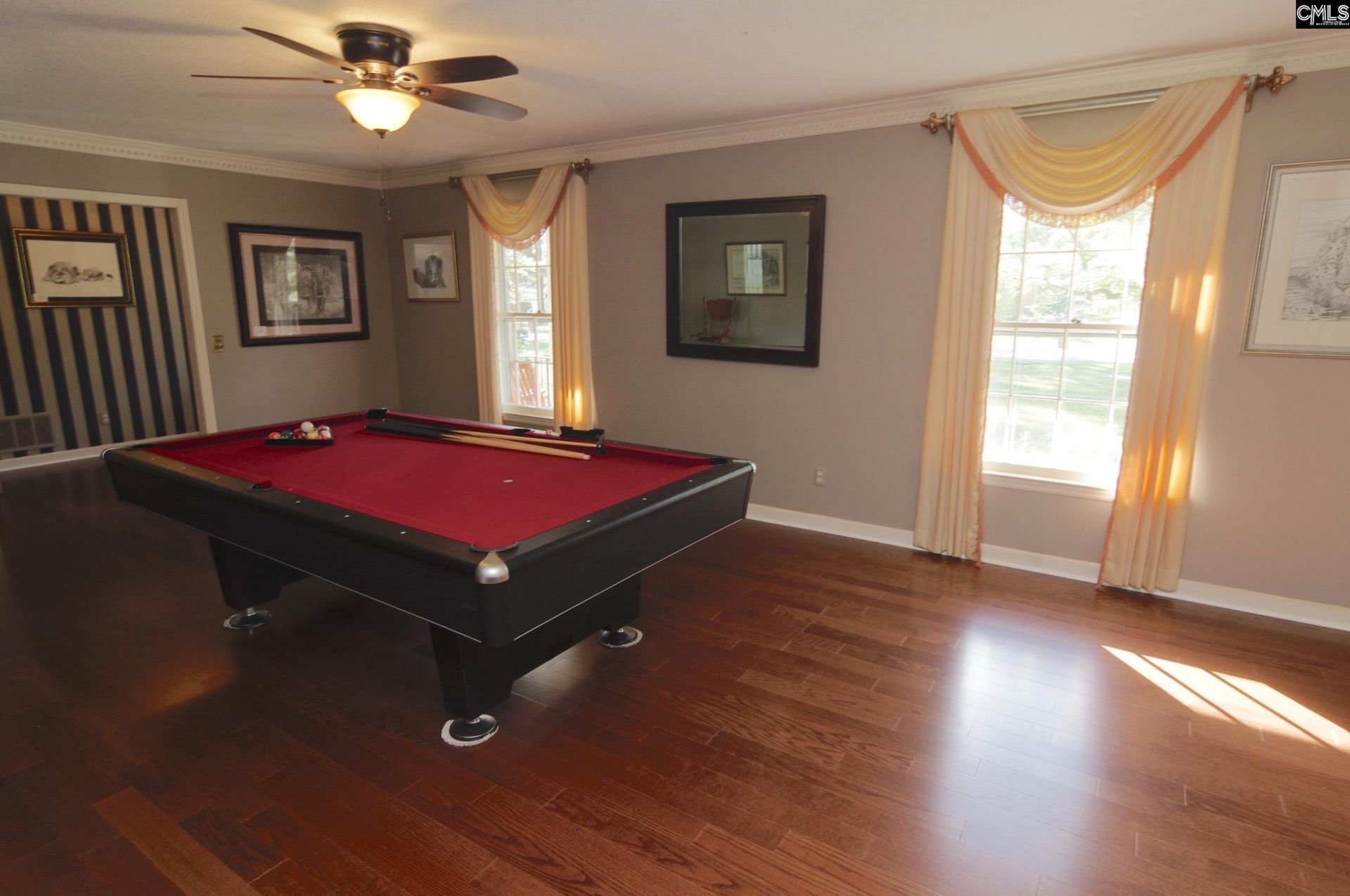 725 Southlake Road Photo 13