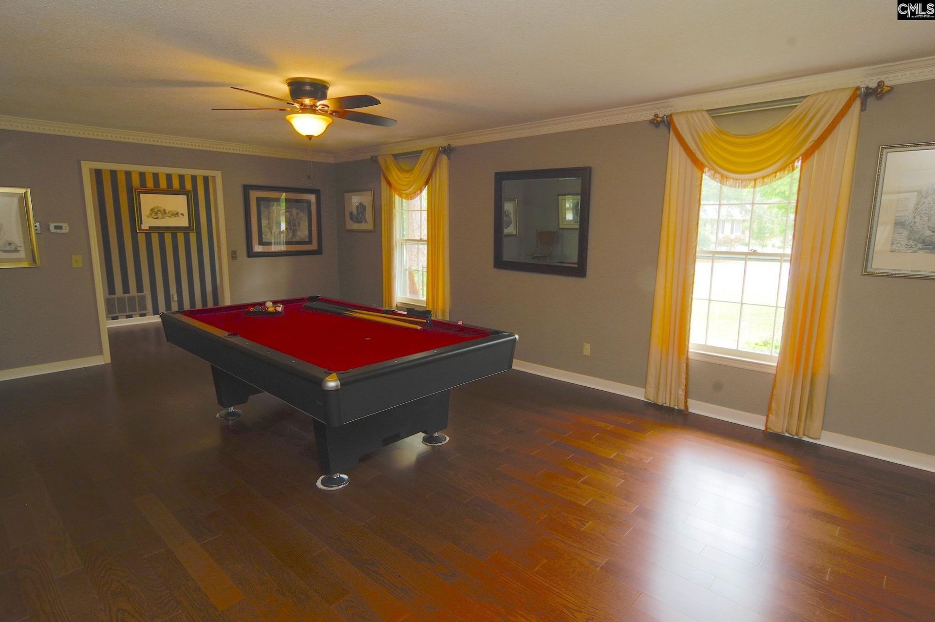 725 Southlake Road Photo 14