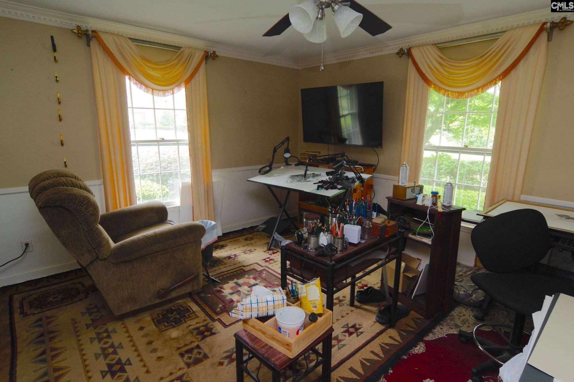 725 Southlake Road Photo 15