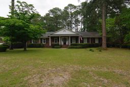 725 Southlake Road photo 4