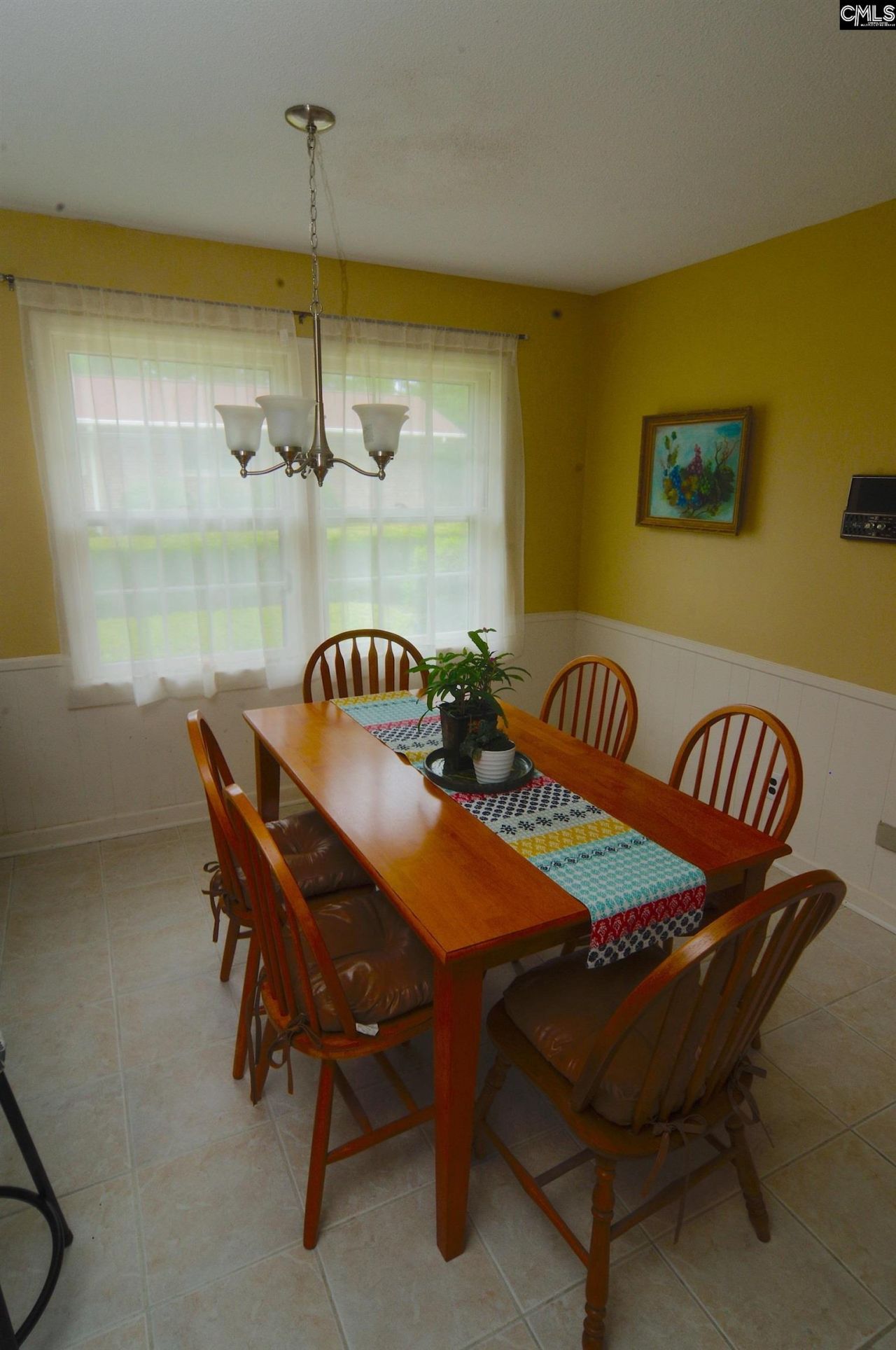 725 Southlake Road Photo 22