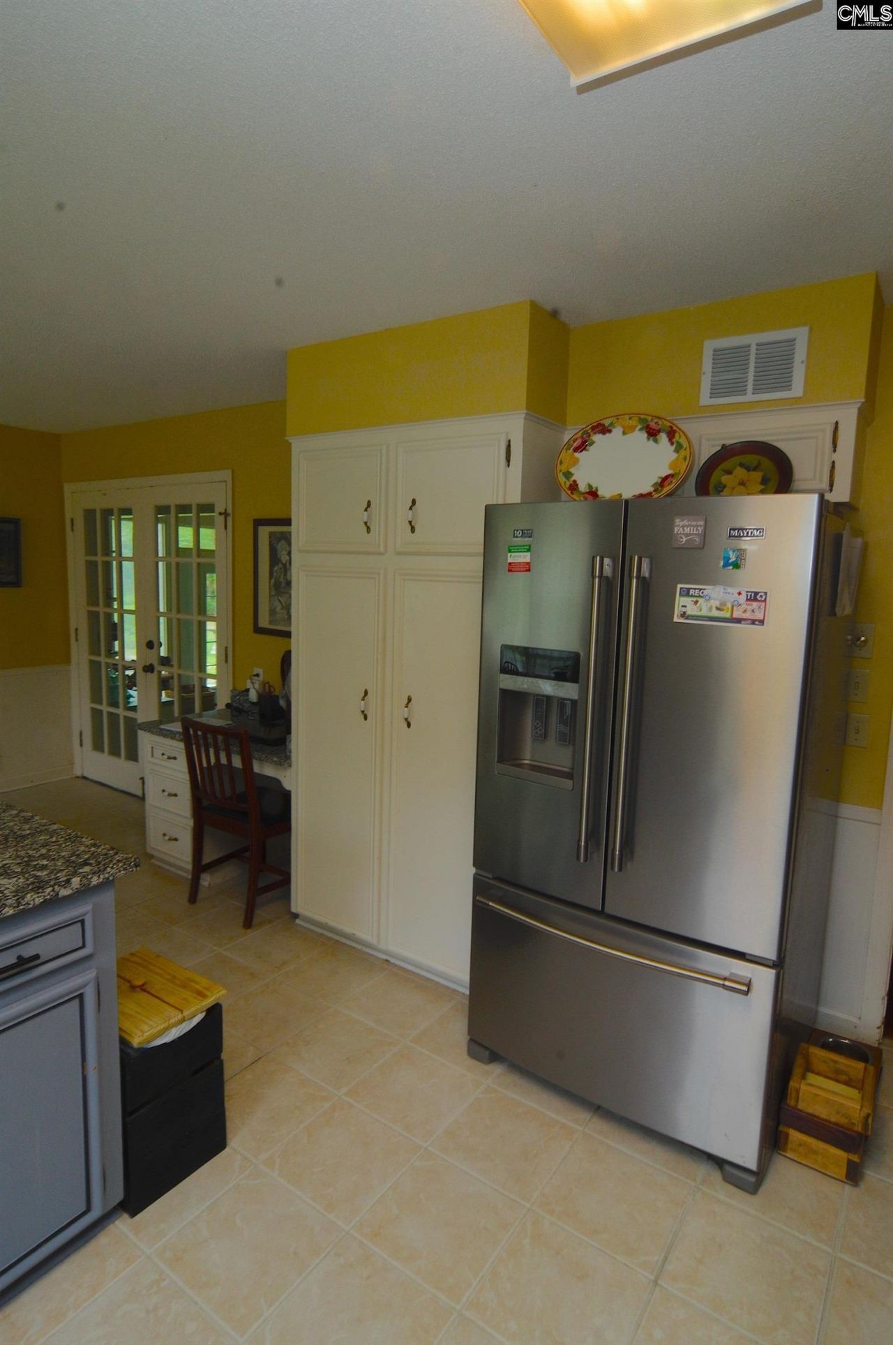 725 Southlake Road Photo 24