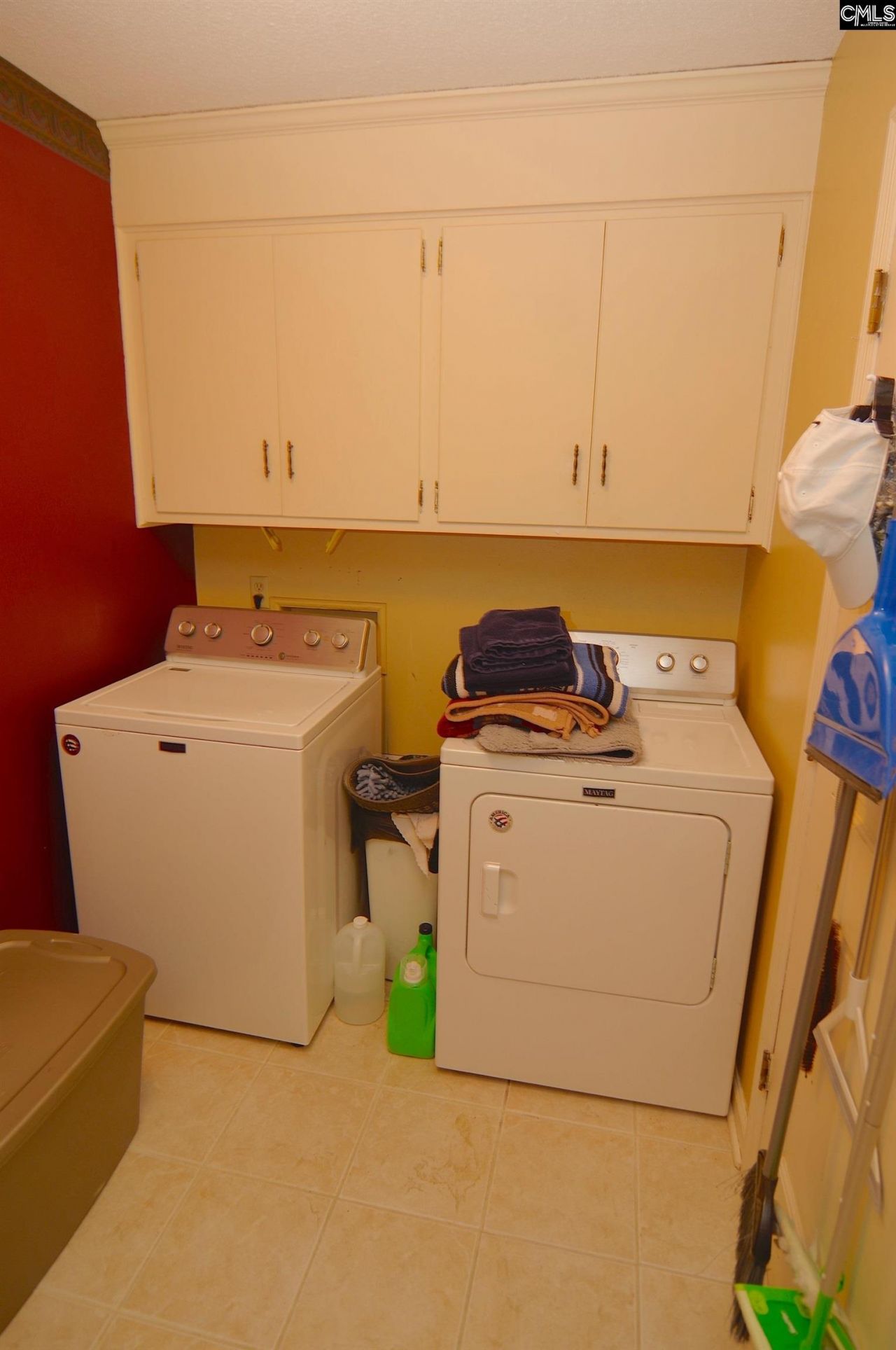 725 Southlake Road Photo 25