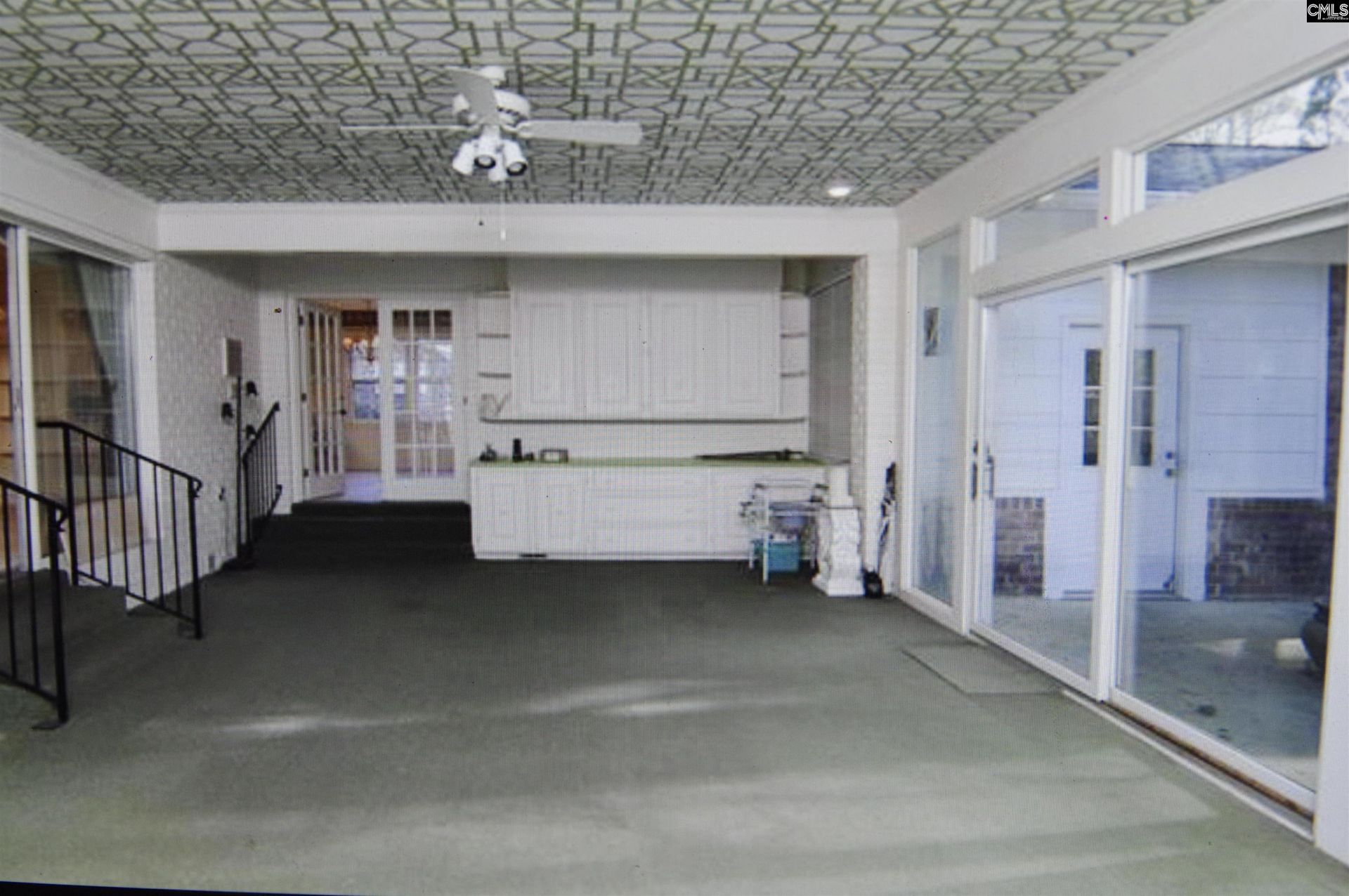 725 Southlake Road Photo 38