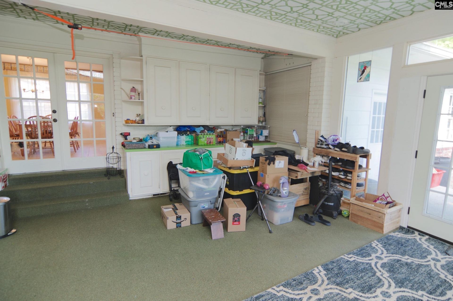 725 Southlake Road Photo 38