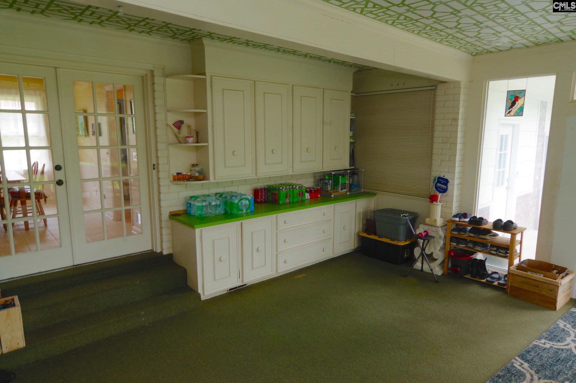 725 Southlake Road Photo 41