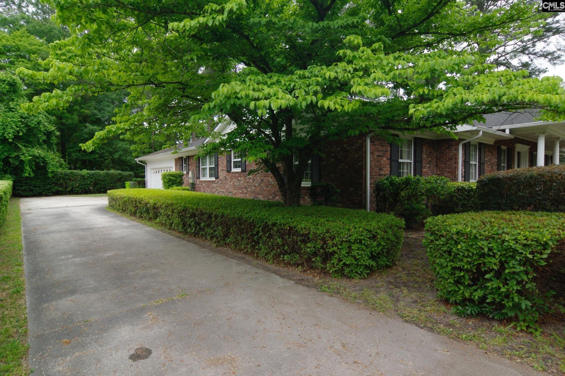 725 Southlake Road Photo 5