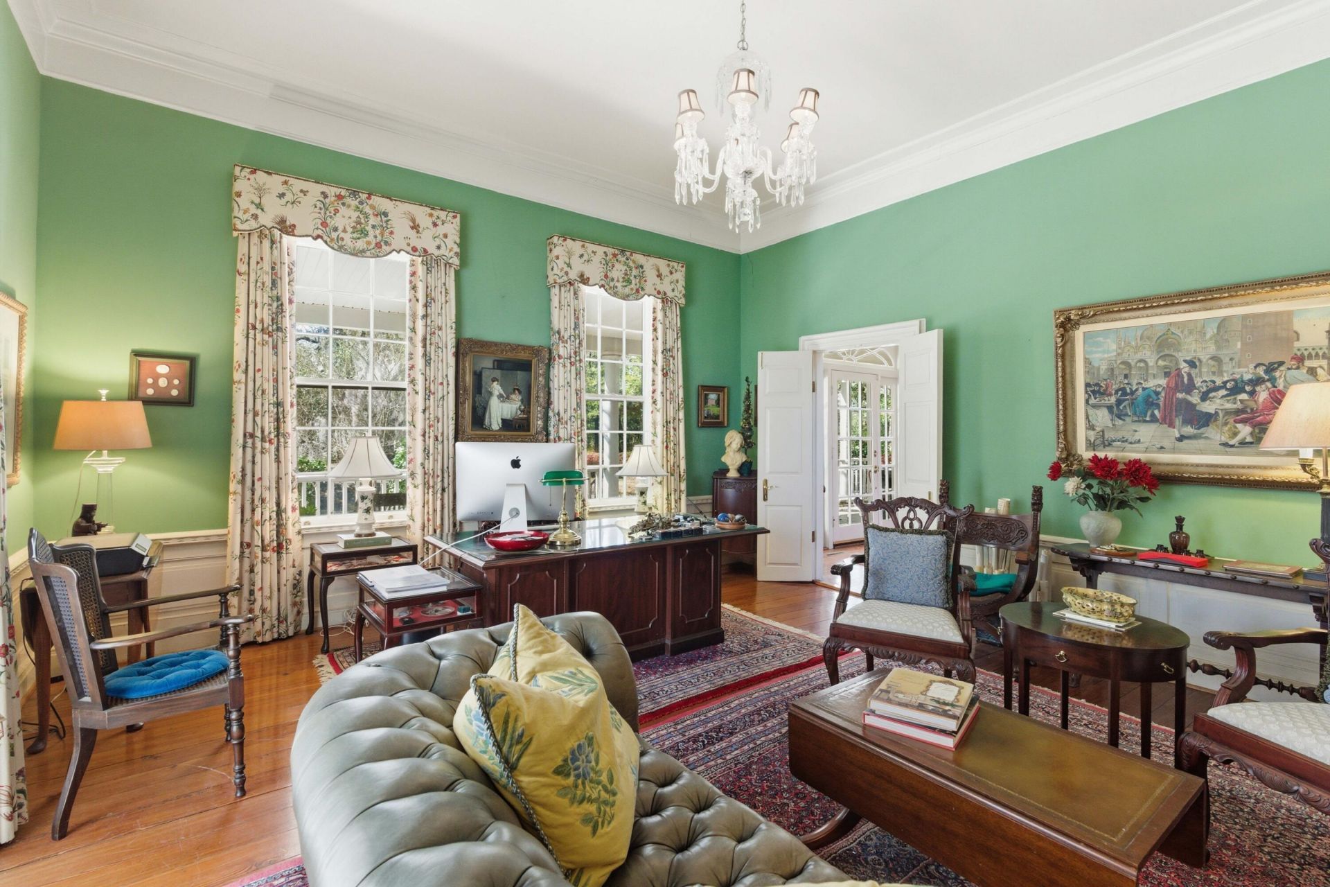 527 Wichman Street Photo 19