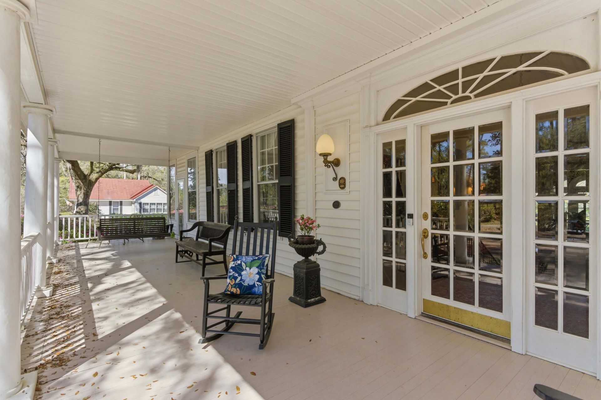 527 Wichman Street Photo 23