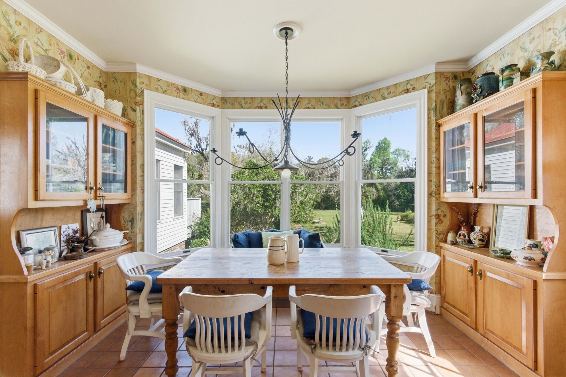 527 Wichman Street Photo 25