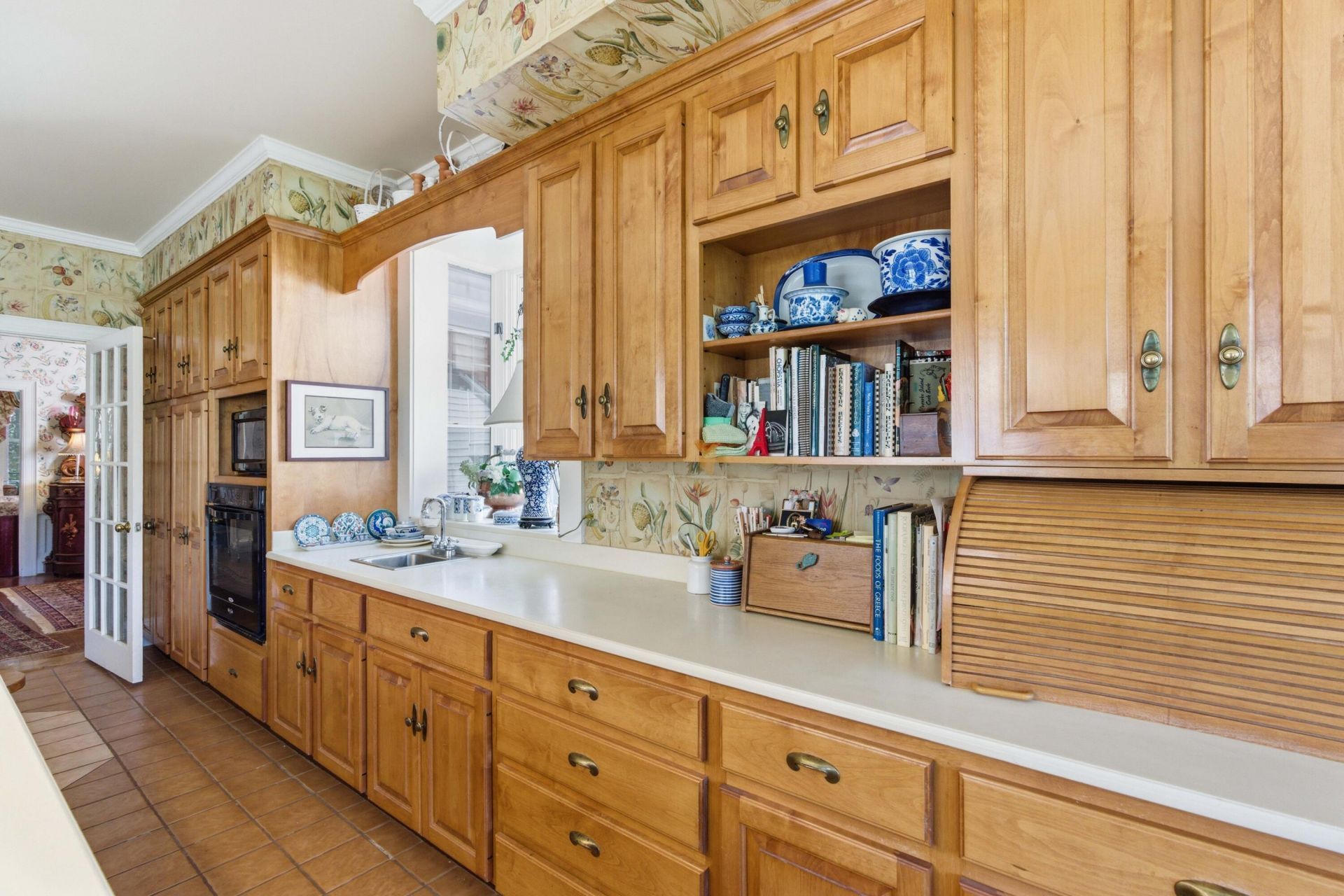 527 Wichman Street Photo 29