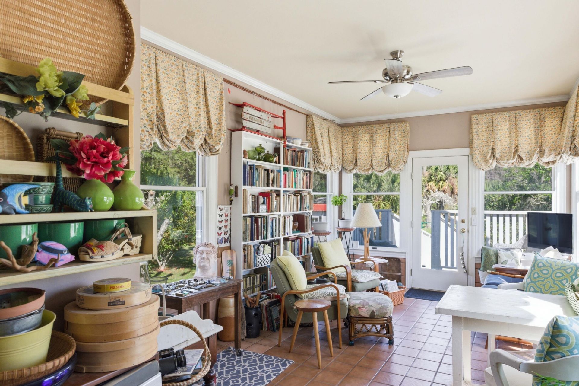 527 Wichman Street Photo 30