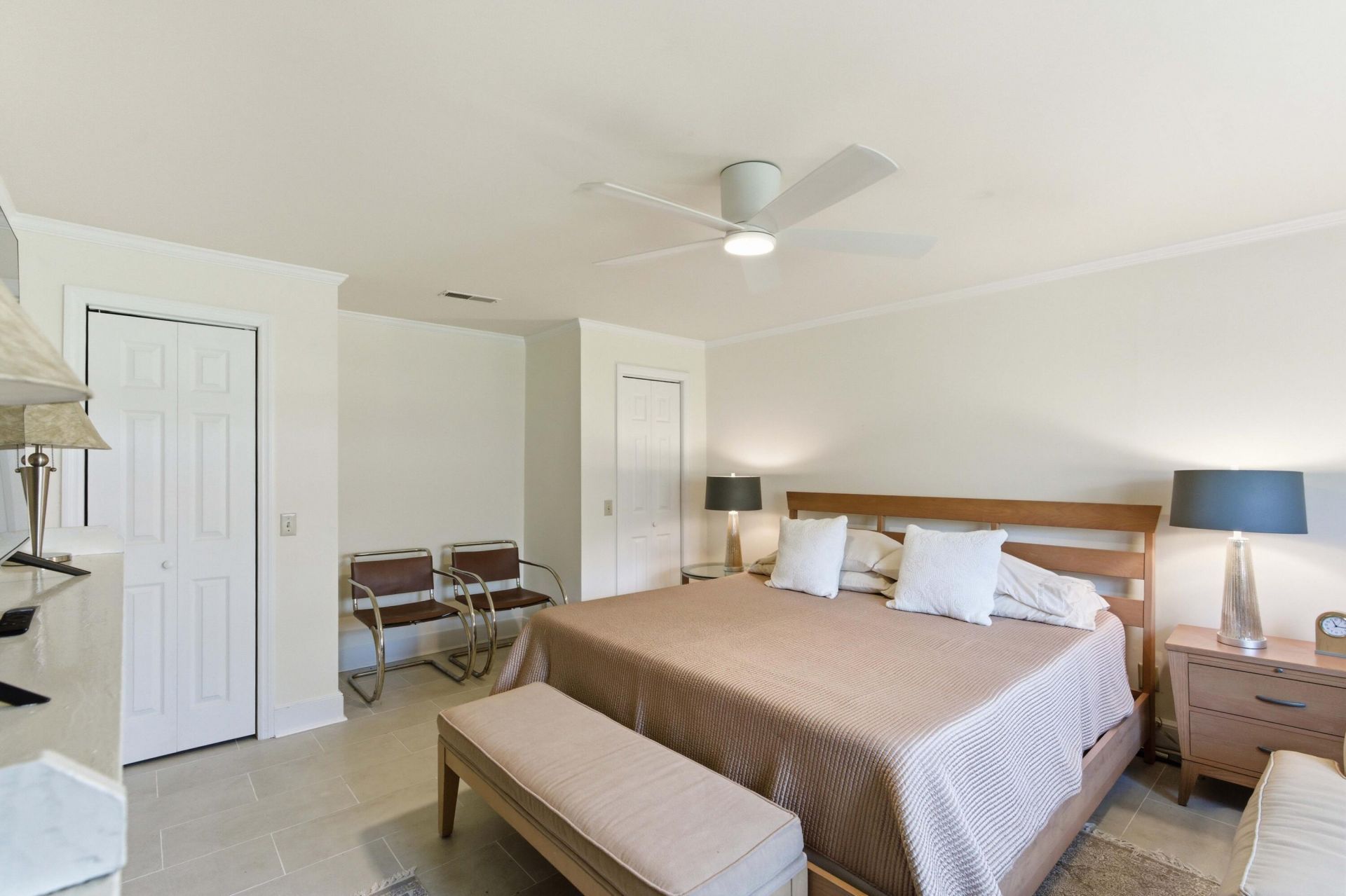 527 Wichman Street Photo 39