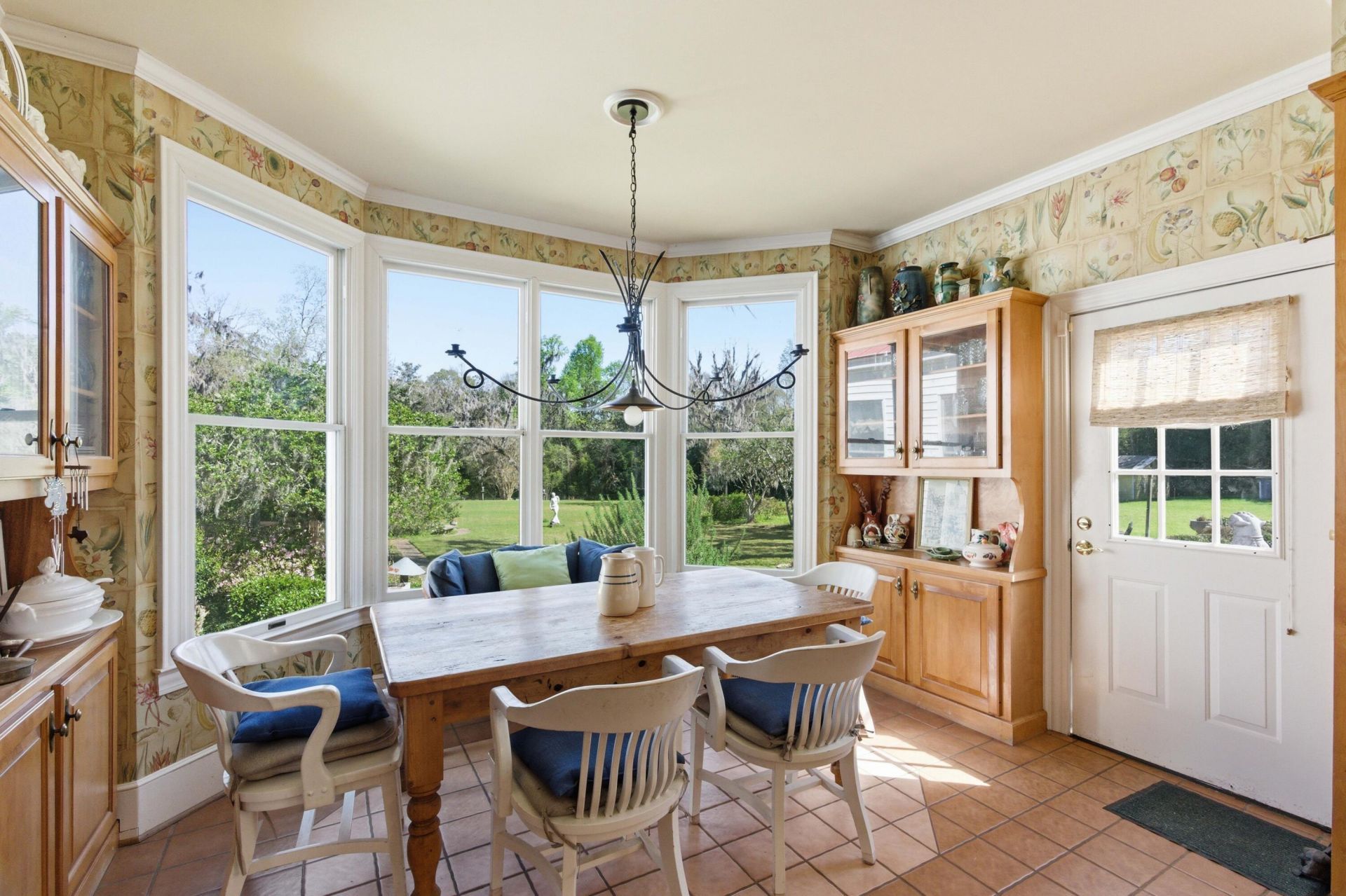 527 Wichman Street Photo 43