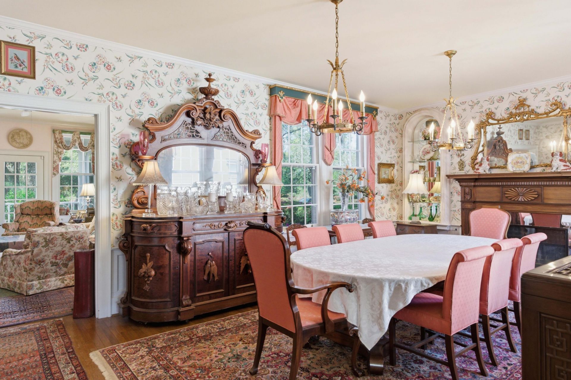 527 Wichman Street Photo 5