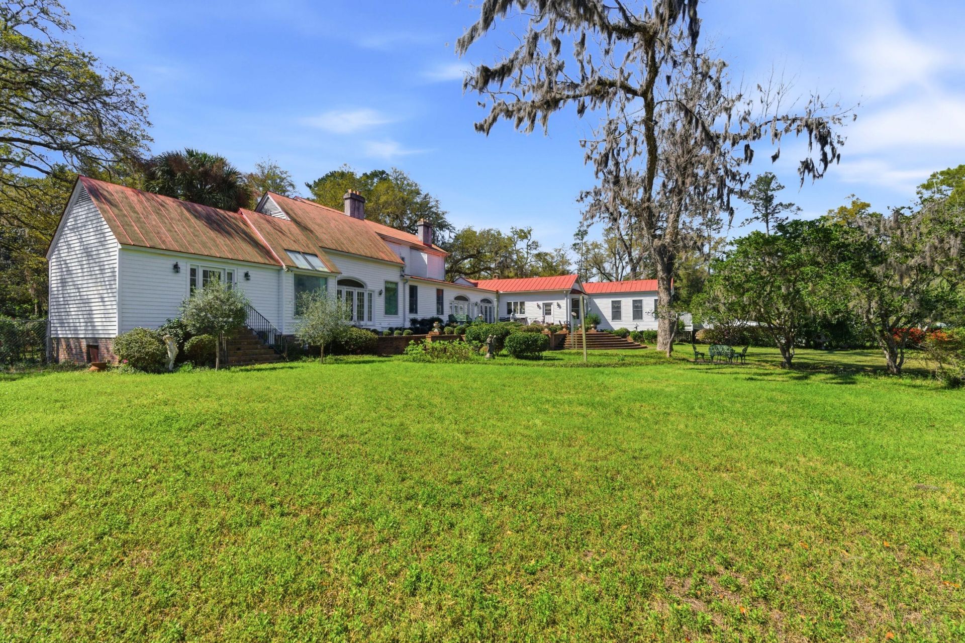 527 Wichman Street Photo 78