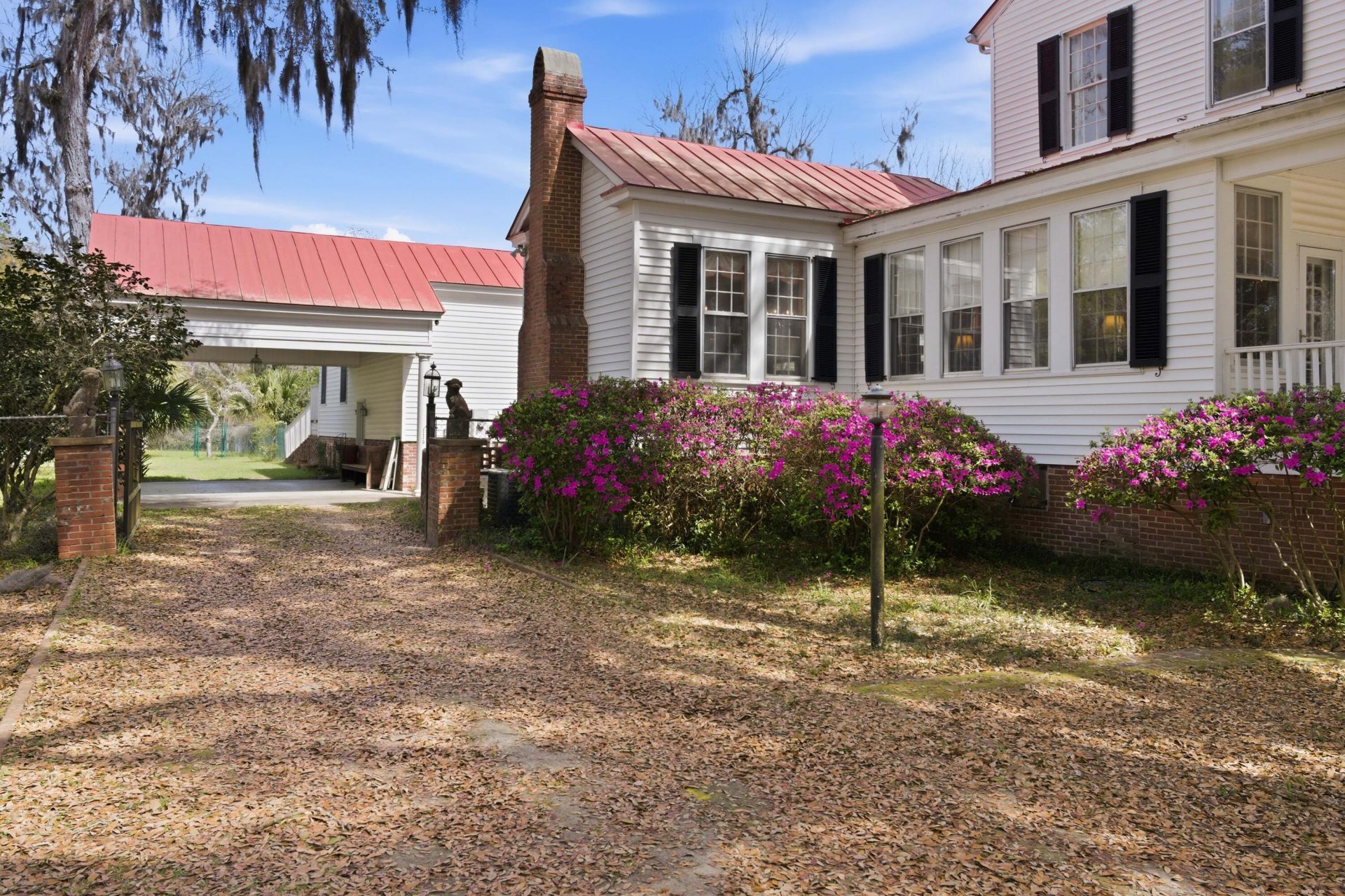 527 Wichman Street Photo 86