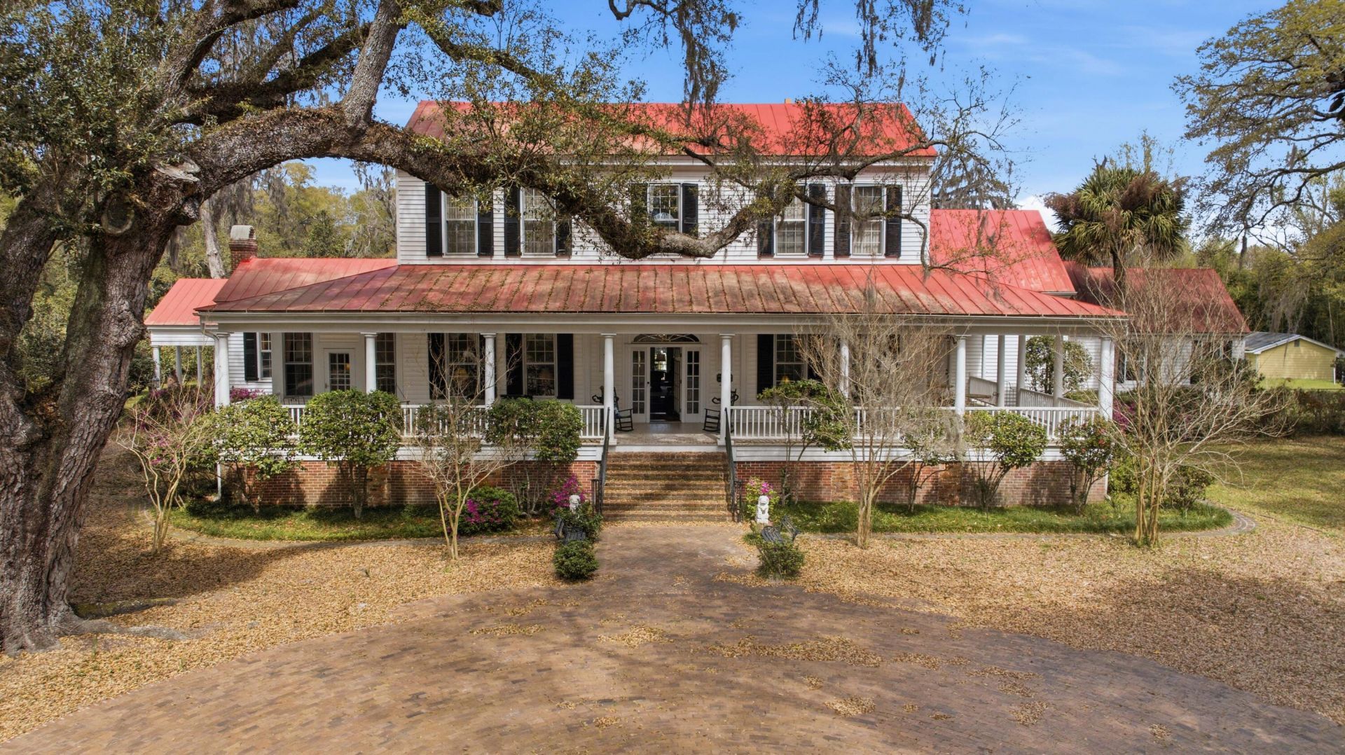 527 Wichman Street Photo 92