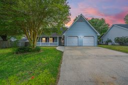 209 Woodland Lakes Road photo 4